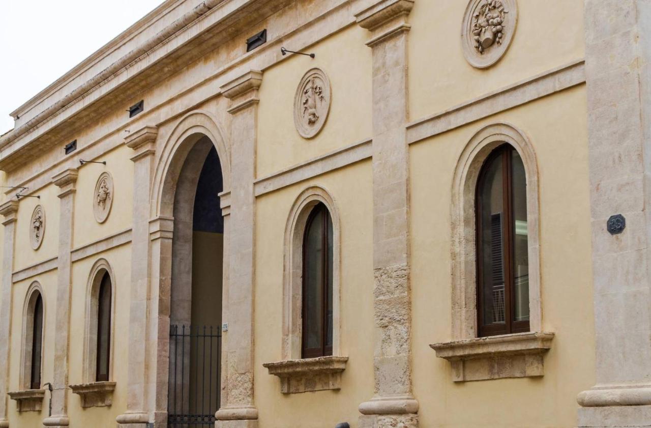 Garibaldi Maison De Charme Avola Esterno foto